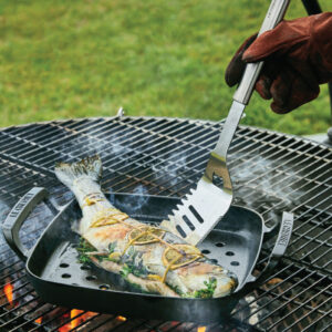 Outdoor Slotted Turner