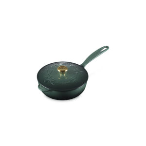 Holly Collection Traditional Round Saucier
