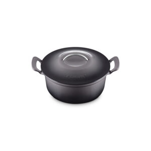 Modern Heritage Round Dutch Oven