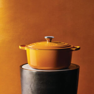 Signature Round Dutch Oven