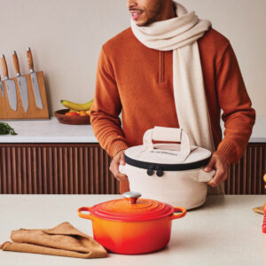 Round Dutch Oven Tote Bag