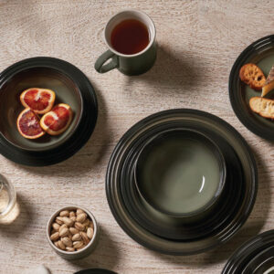 Vancouver 16-Piece Dinnerware Set