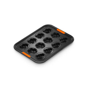 Non-stick Metal Bakeware 12-Cup Holiday Cakelet Pan